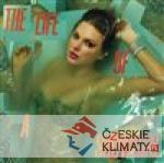 The Life of a Showgirl - książka